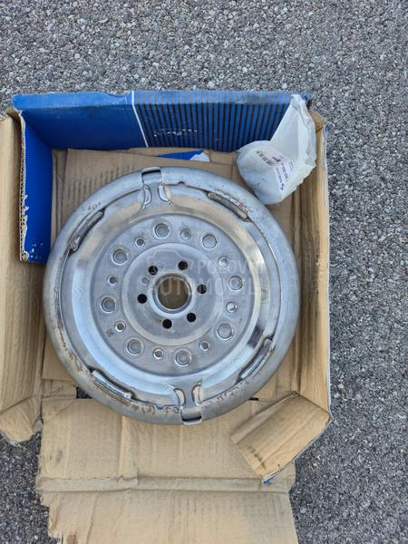 plivajući zamajac sachs 2.0tdi