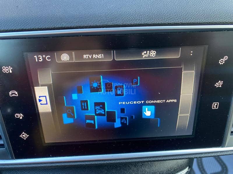 Peugeot 308 1.6hdi PANO/ KAM