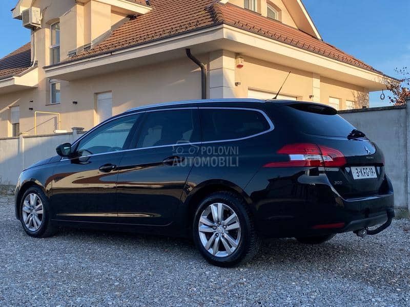 Peugeot 308 1.6hdi PANO/ KAM