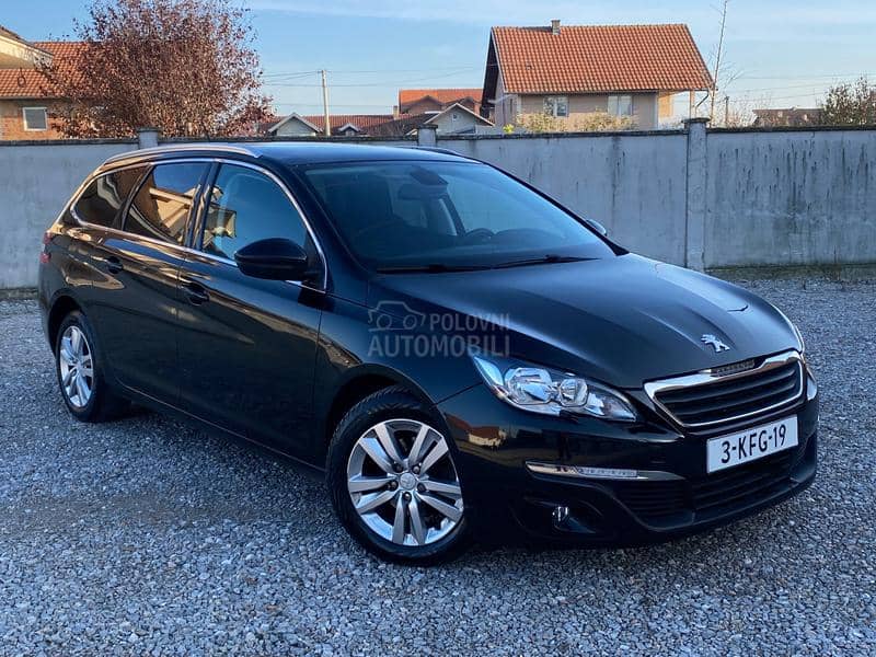 Peugeot 308 1.6hdi PANO/ KAM