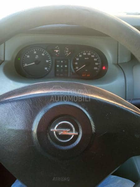 Opel Vivaro 1.9 dti