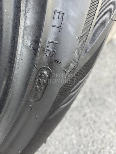 Laufenn 235/55 R17 Zimska