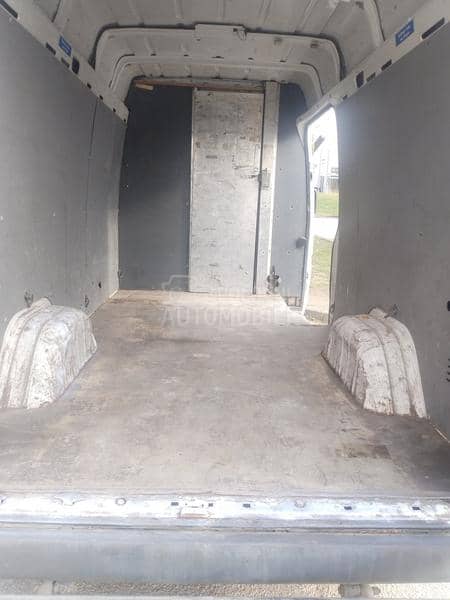 Mercedes Benz Sprinter 