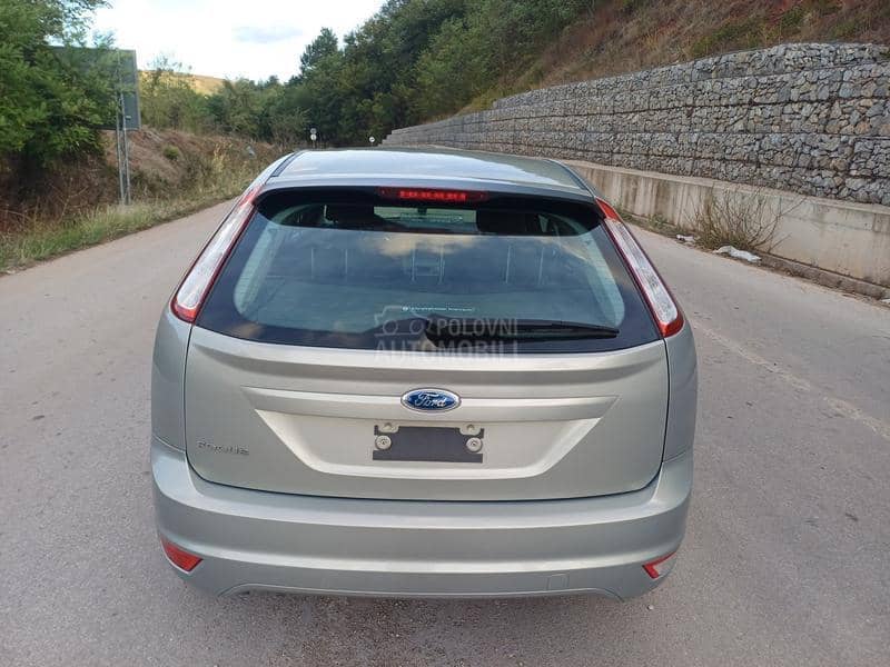 Ford Focus 1.6 TI-VCT TREND CH