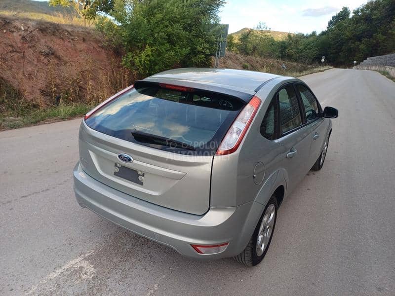 Ford Focus 1.6 TI-VCT TREND CH