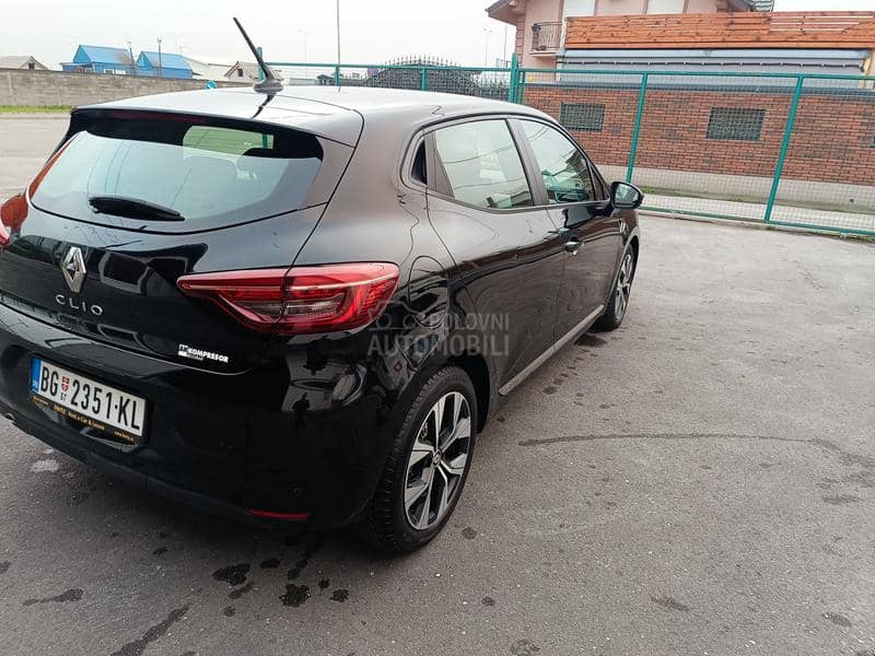 Renault Clio 1.0TCE LIMITED