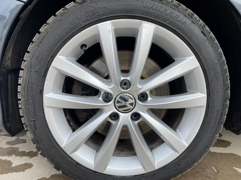 Volkswagen Passat B7 2.0  TDI DSG