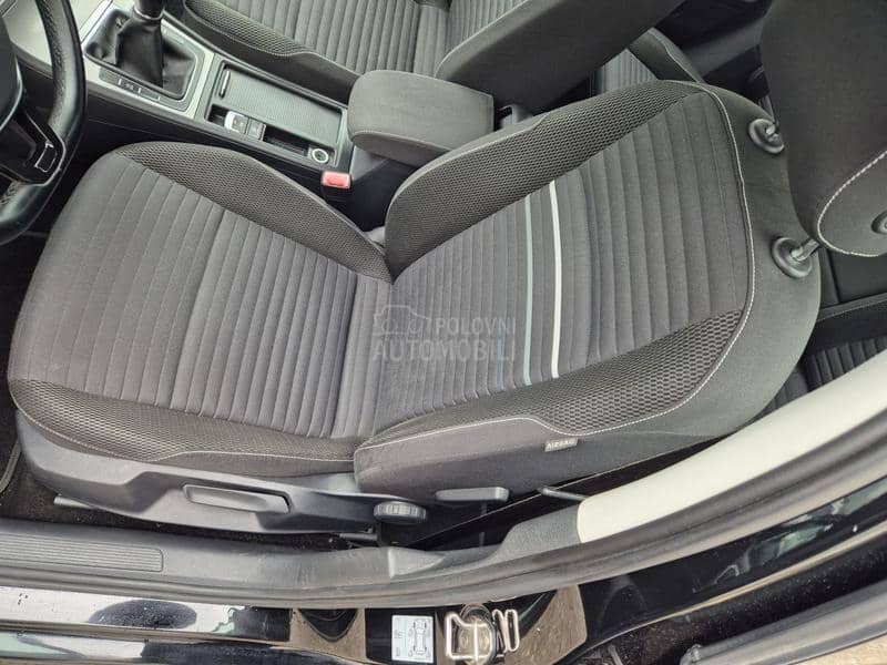 Volkswagen Golf 7 1.2TSI/NOV /