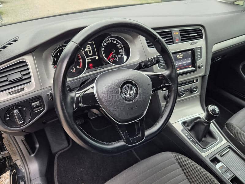 Volkswagen Golf 7 1.2TSI/NOV /