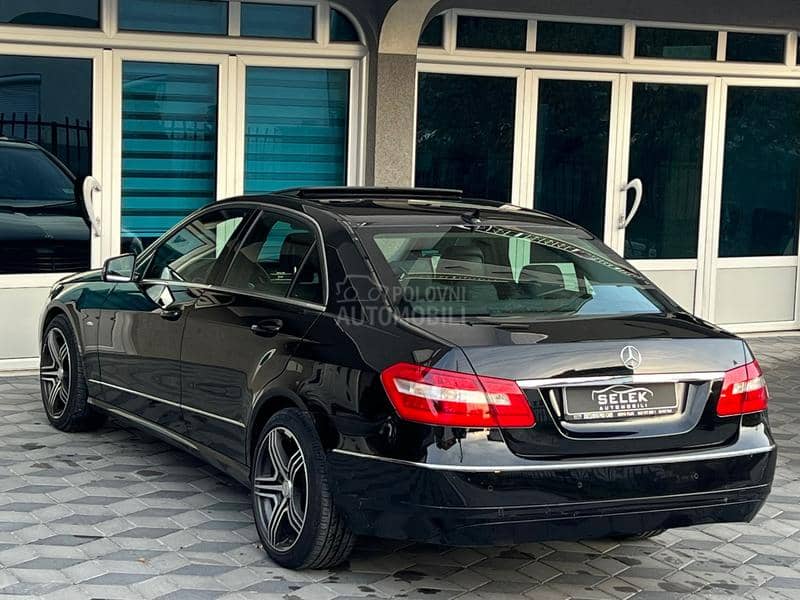 Mercedes Benz E 220 