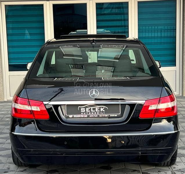 Mercedes Benz E 220 