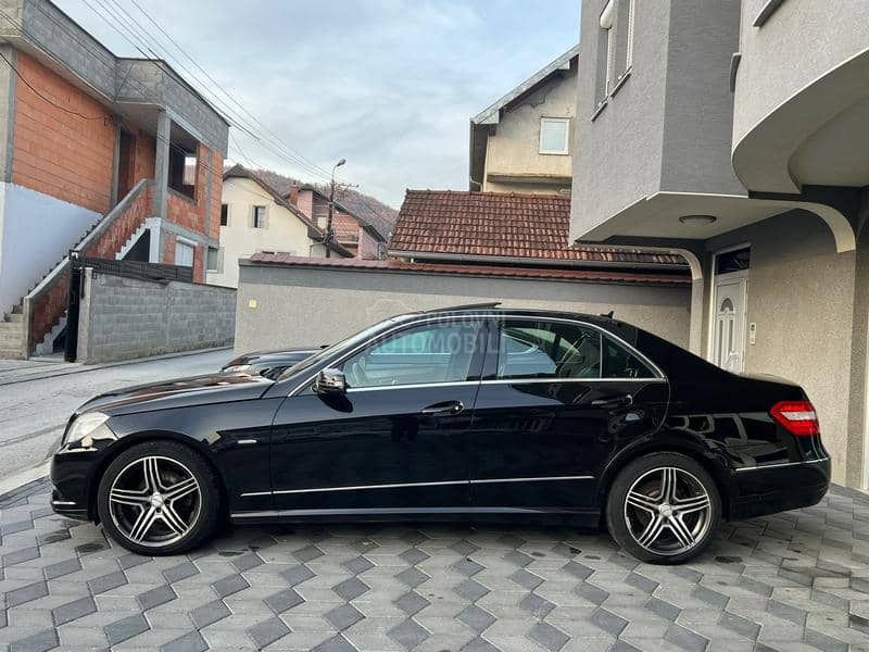 Mercedes Benz E 220 