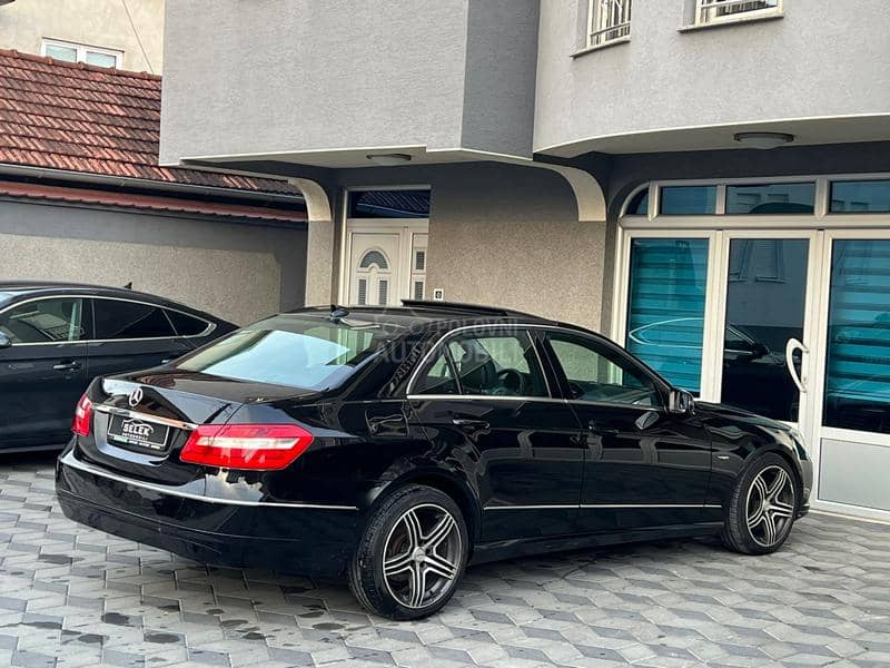 Mercedes Benz E 220 