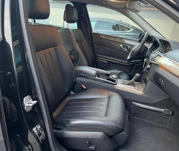 Mercedes Benz E 220 
