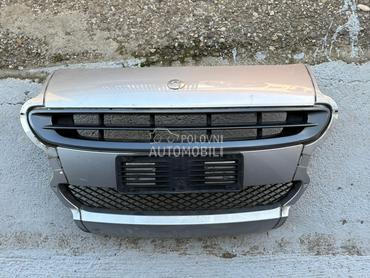 Centralni deo branika za Smart ForFour od 2004. do 2010. god.