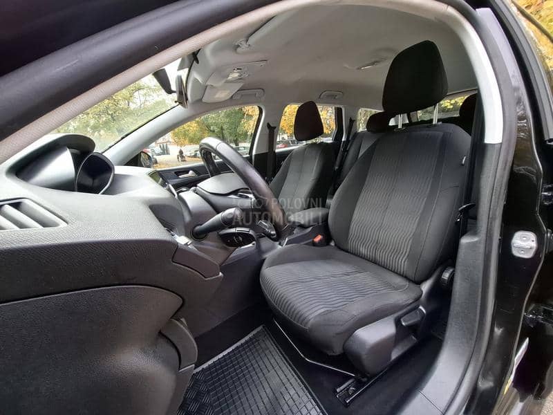 Peugeot 308 1.6  BLUE HDI SW