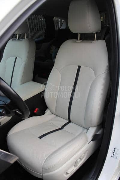 Mazda CX-60 TAKUMI 2.5 PHEV eSky