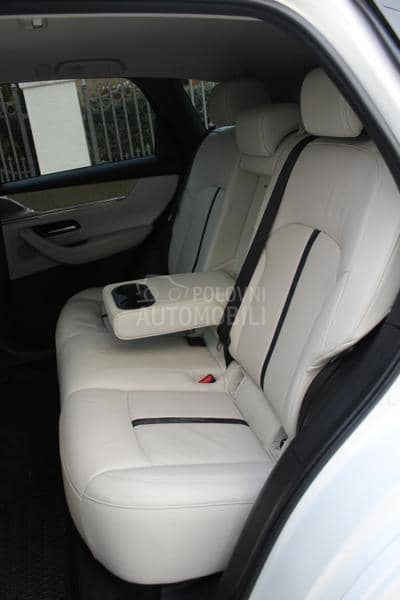 Mazda CX-60 TAKUMI 2.5 PHEV eSky