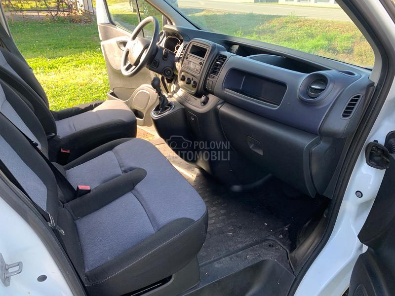 Opel Vivaro 