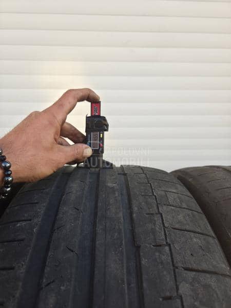 Continental 255/35 R19 Letnja