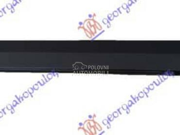 SAJTNA PLASTICNA Desno za BMW Serija 5 od 2016. do 2020. god.