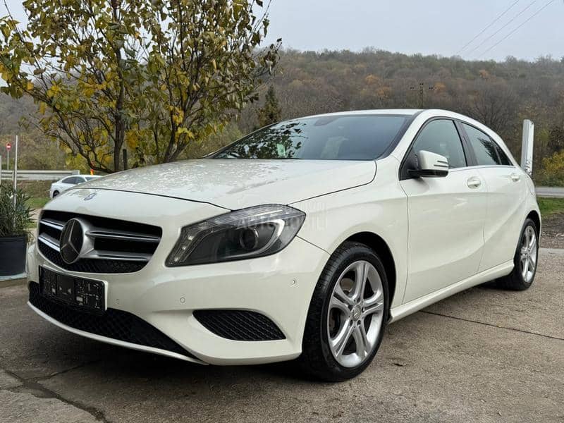 Mercedes Benz A 200 Sport/F1/Bixenon/Led