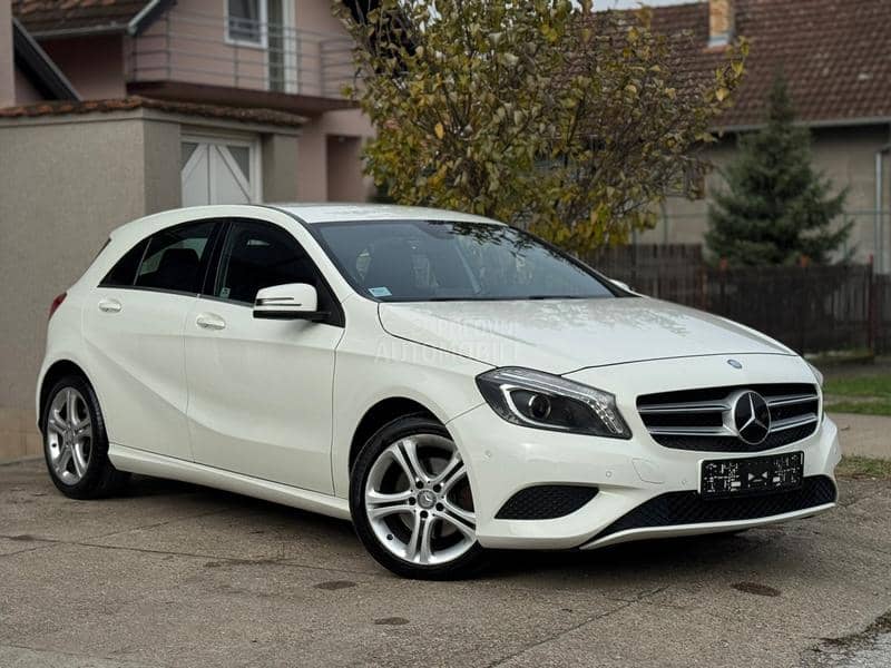 Mercedes Benz A 200 Sport/F1/Bixenon/Led