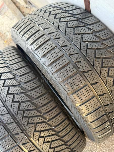 Continental 225/45 R18 Zimska