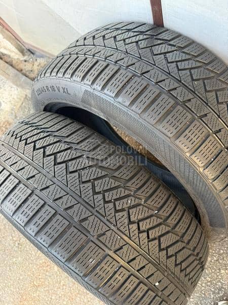 Continental 225/45 R18 Zimska