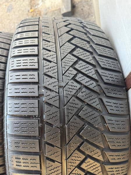 Continental 225/45 R18 Zimska