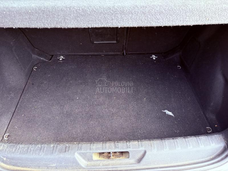 308T9 tepih polica gepeka nebo