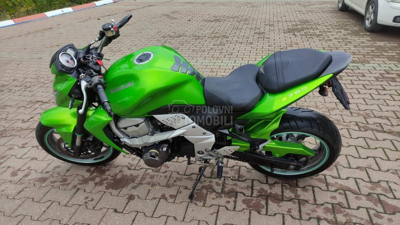 Kawasaki Z750