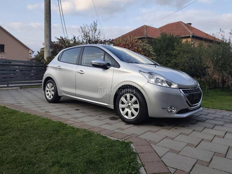 Peugeot 208 1.2 VTI dupli set