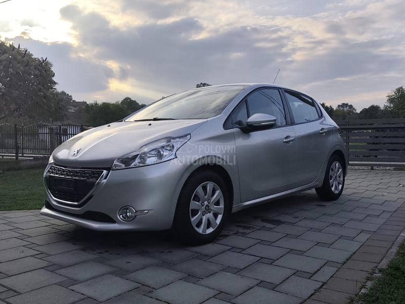 Peugeot 208 1.2 VTI dupli set
