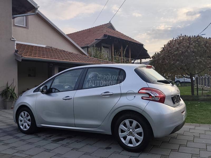Peugeot 208 1.2 VTI dupli set