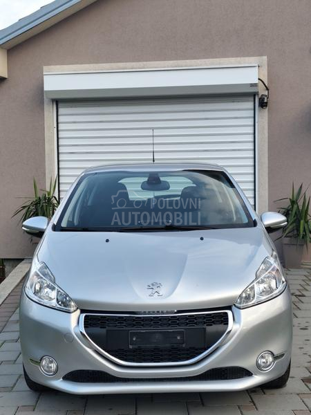Peugeot 208 1.2 VTI dupli set