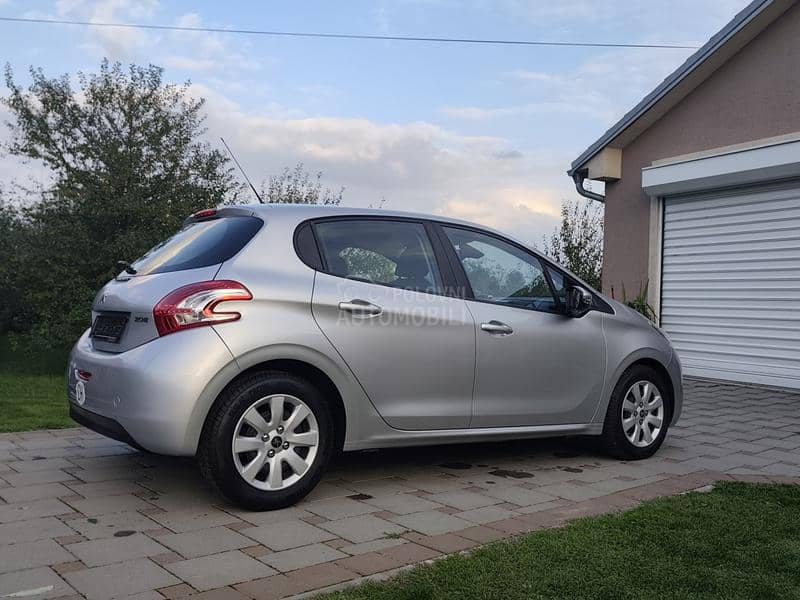 Peugeot 208 1.2 VTI dupli set