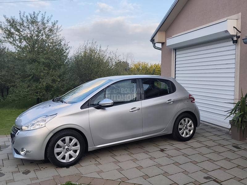 Peugeot 208 1.2 VTI dupli set
