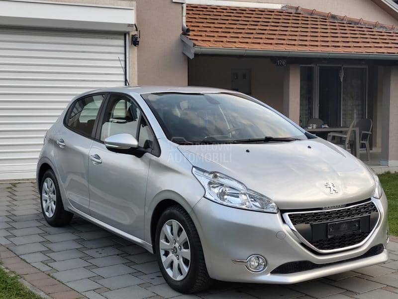 Peugeot 208 1.2 VTI dupli set