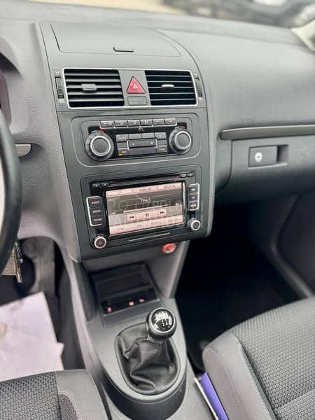 Volkswagen Touran 2.0 TDI