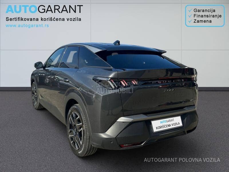 Peugeot 3008 HY 1.2 136 AT Allure