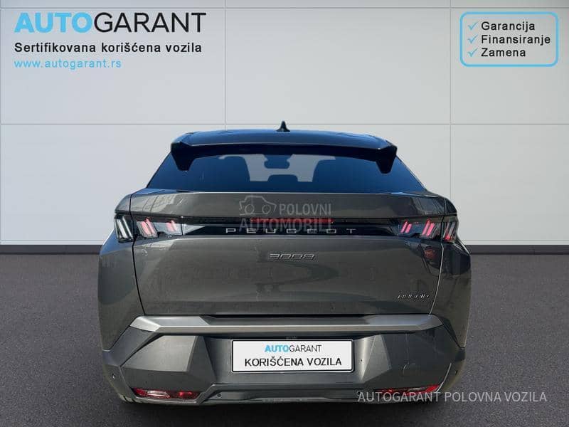 Peugeot 3008 HY 1.2 136 AT Allure