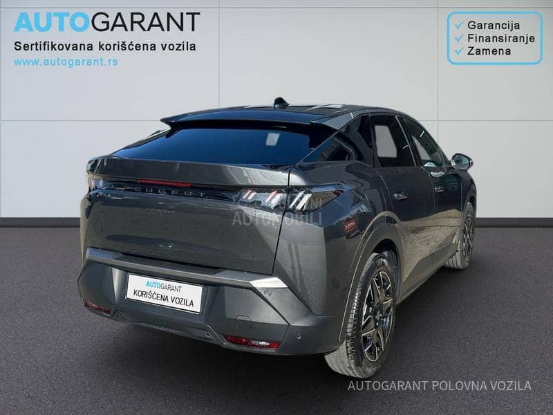 Peugeot 3008 HY 1.2 136 AT Allure