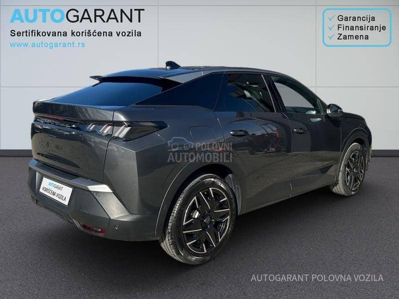 Peugeot 3008 HY 1.2 136 AT Allure