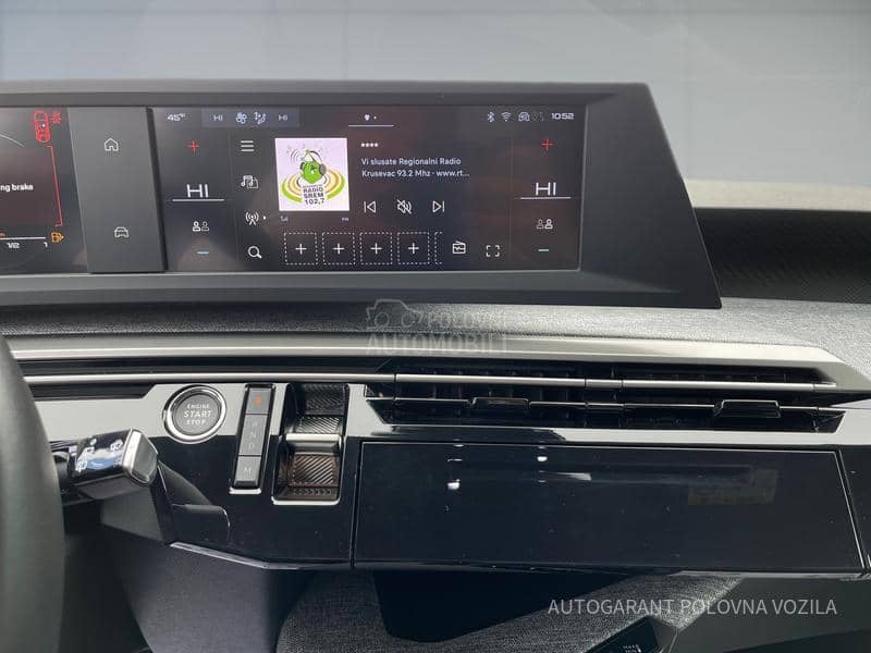 Peugeot 5008 Allure HY 1.2 136