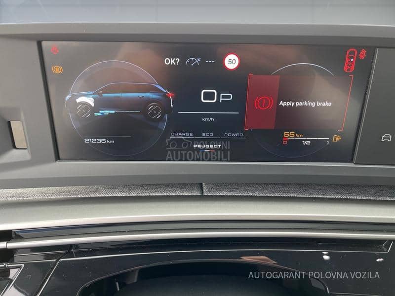 Peugeot 5008 Allure HY 1.2 136