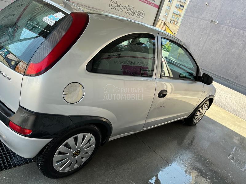 Opel Corsa C 1.0