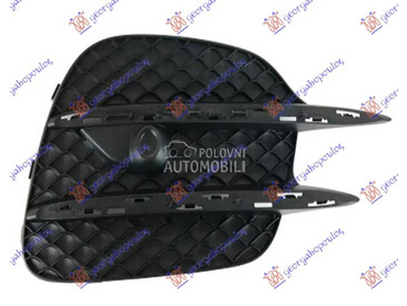 RESETKA PREDNJEG BRANIKA Desno za Mercedes Benz V Klasa od 2015. do 2020. god.