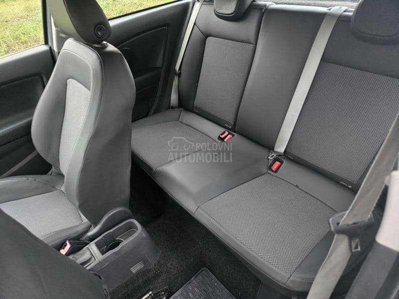 Opel Corsa D 1.2 16V COSMO 80PS