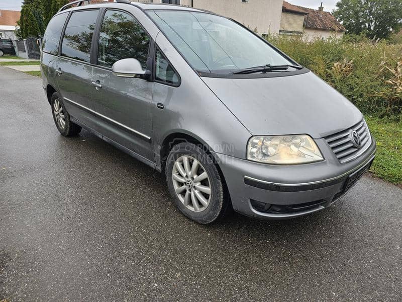 Delovi za Volkswagen Sharan 2004. god.